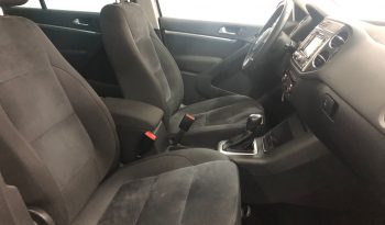 VOLKSWAGEN TIGUAN 2.0 TDi 140cv DSG 4×4 Sport BMotion Tech lleno